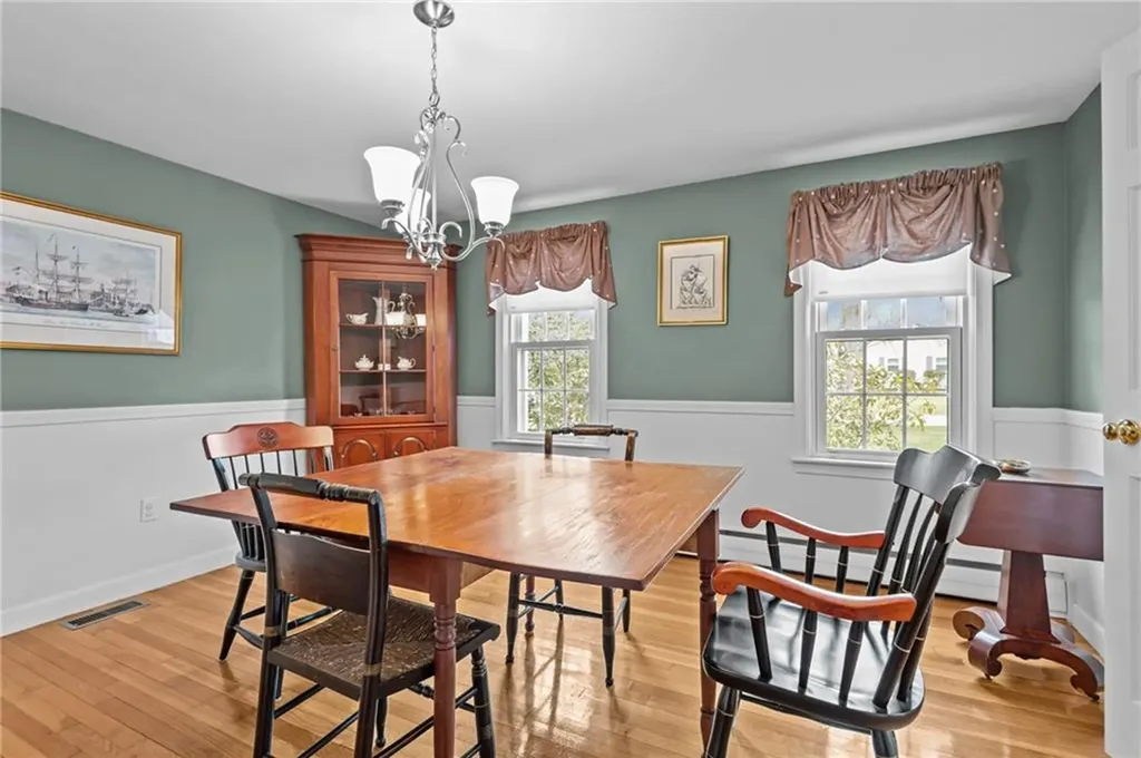 211 Love Lane Warwick RI 02886