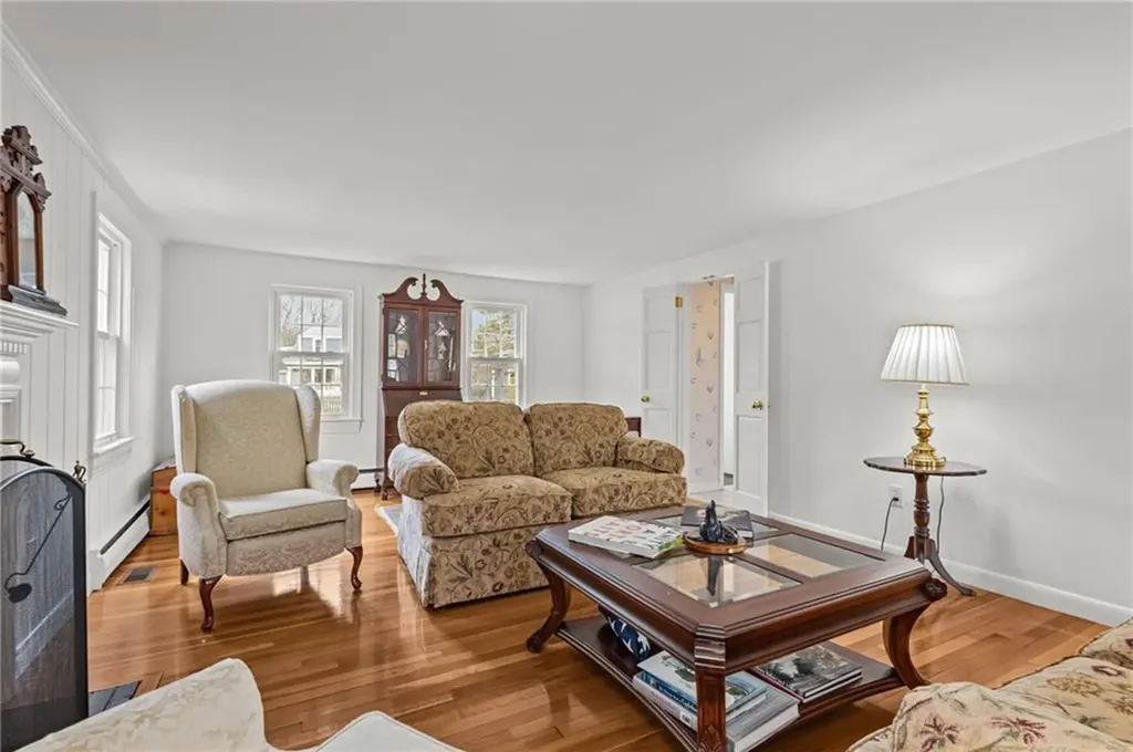211 Love Lane Warwick RI 02886