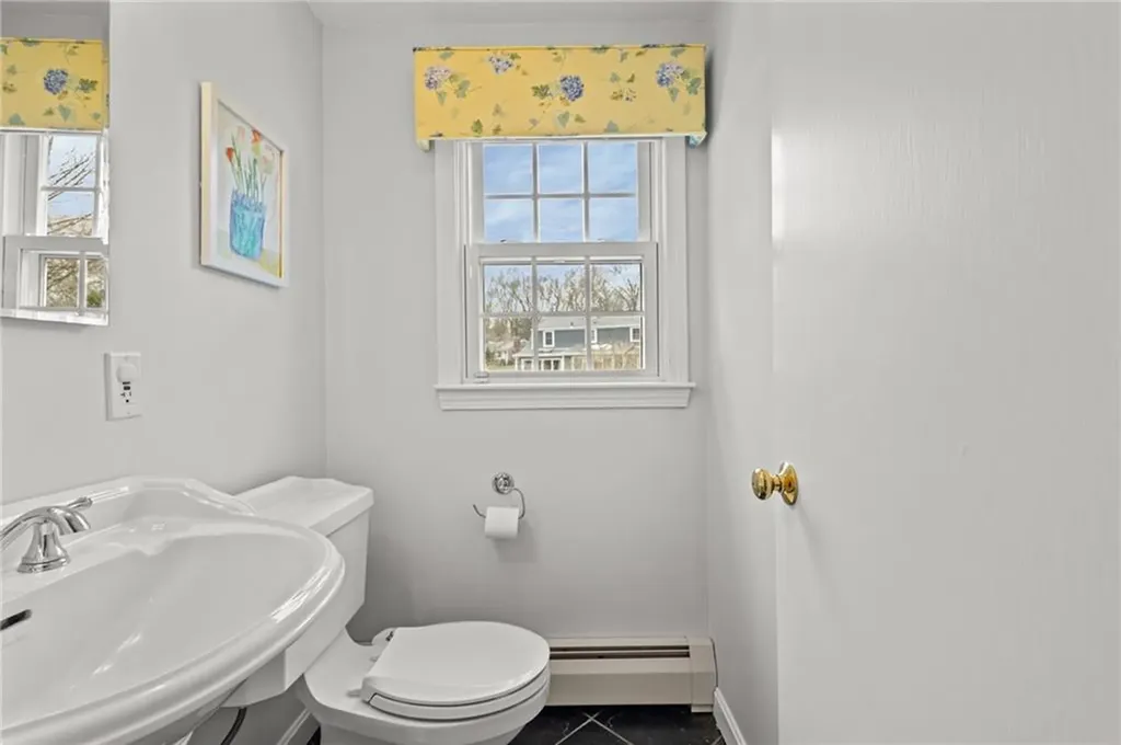 211 Love Lane Warwick RI 02886