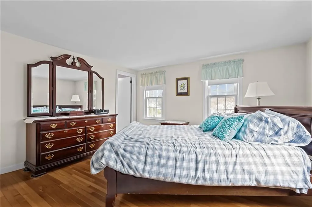 211 Love Lane Warwick RI 02886