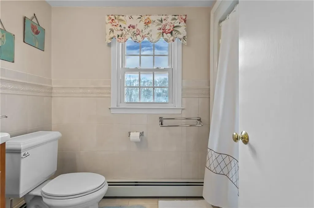211 Love Lane Warwick RI 02886