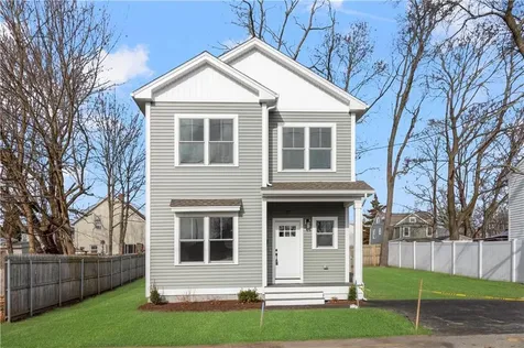 128 Wollaston Street Cranston RI 02910
