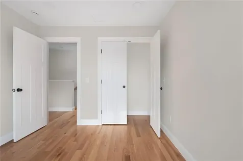 128 Wollaston Street Cranston RI 02910