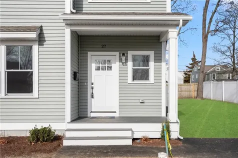 128 Wollaston Street Cranston RI 02910