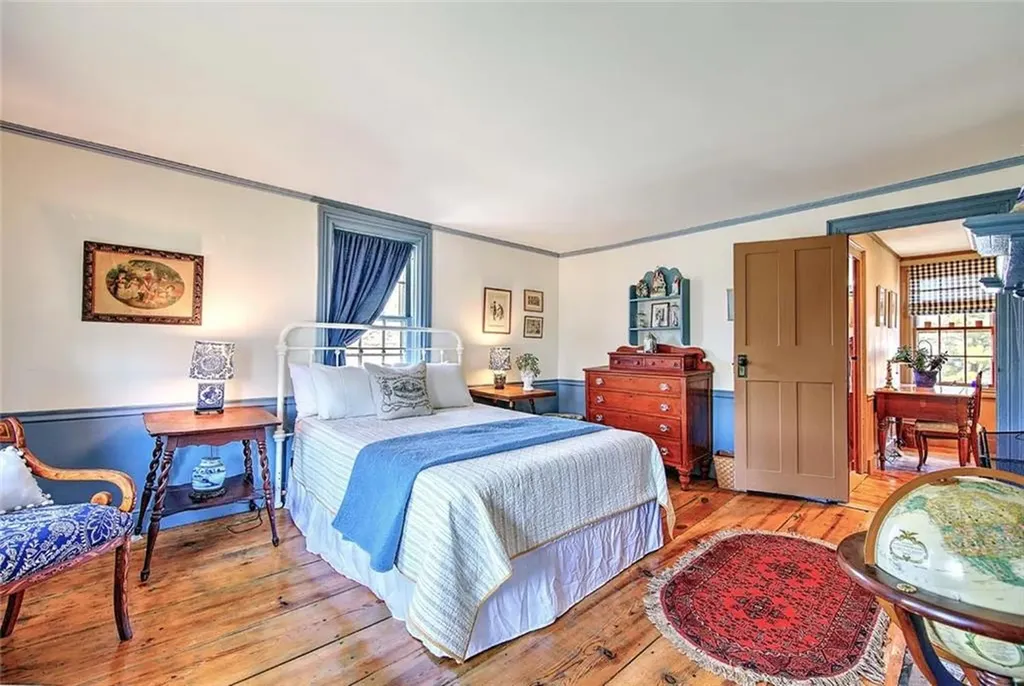 324 Pleasant Street East Providence RI 02916