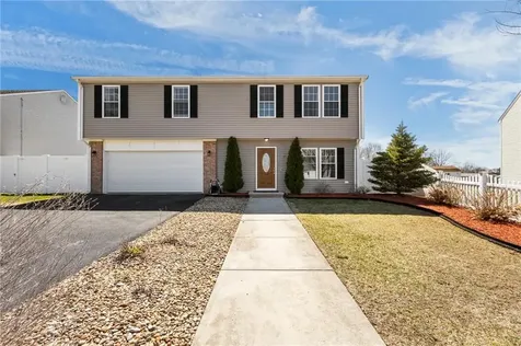 71 Fairview Avenue East Providence RI 02914