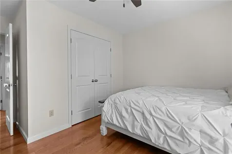 71 Fairview Avenue East Providence RI 02914