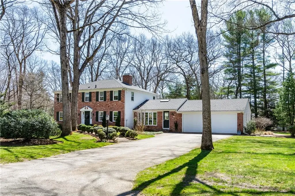 136 Laurel Hill Road East Greenwich RI 02818