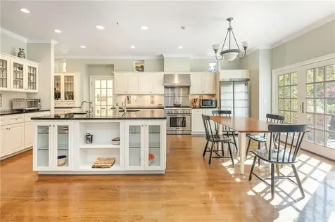 3 Stone Tower Lane Barrington RI 02806