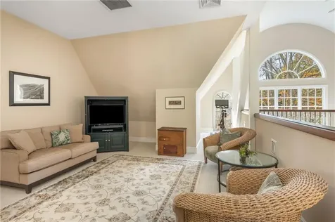 3 Stone Tower Lane Barrington RI 02806