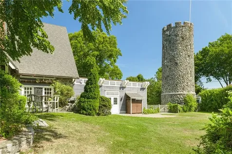 3 Stone Tower Lane Barrington RI 02806