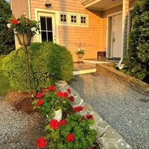 152 Tuckerman Avenue Middletown RI 02842
