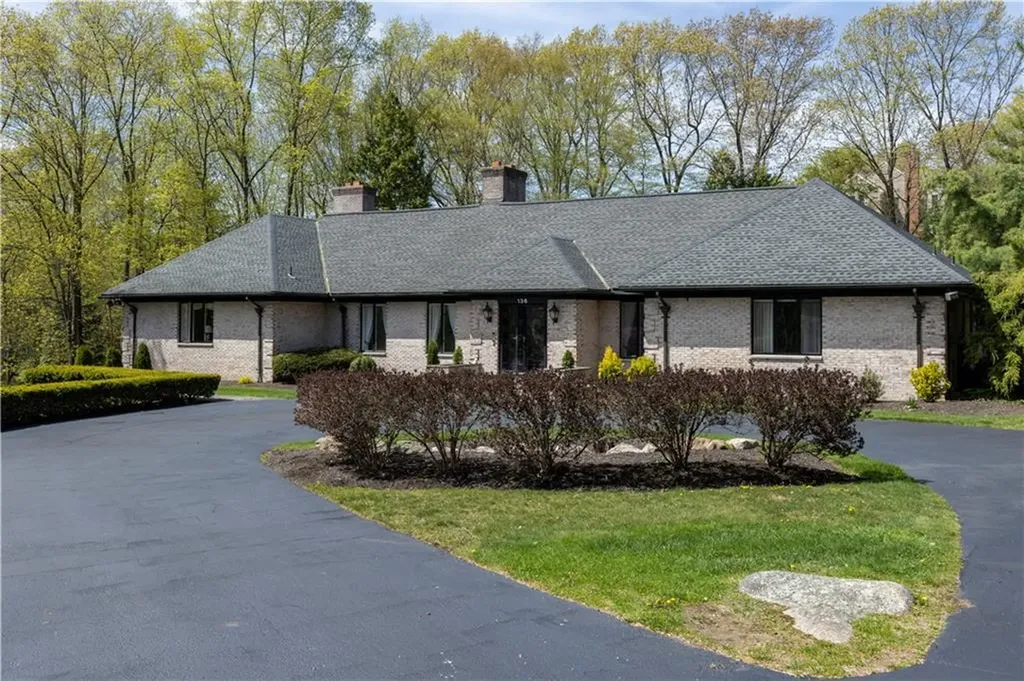 136 White Birch Circle Scituate RI 02831