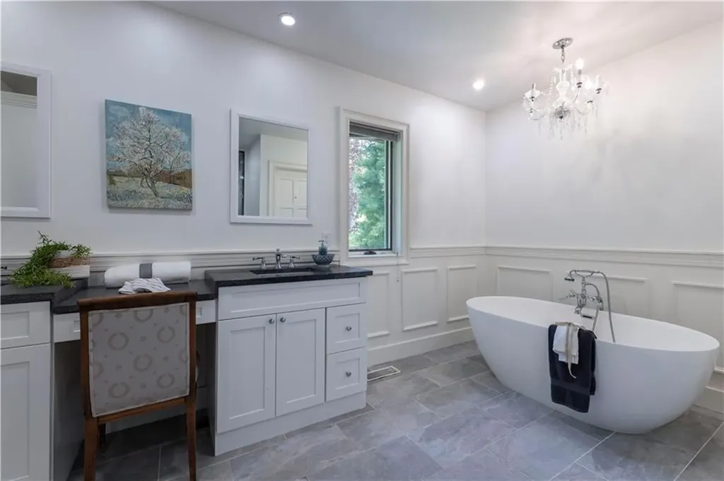 136 White Birch Circle Scituate RI 02831
