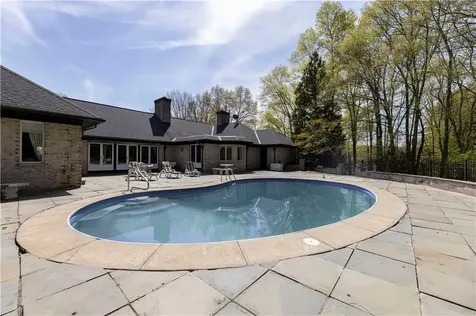 136 White Birch Circle Scituate RI 02831