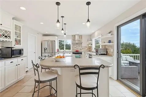54 Oliver Hazard Perry Road Portsmouth RI 02871