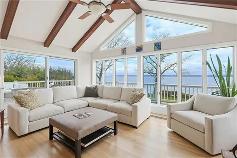 54 Oliver Hazard Perry Road Portsmouth RI 02871