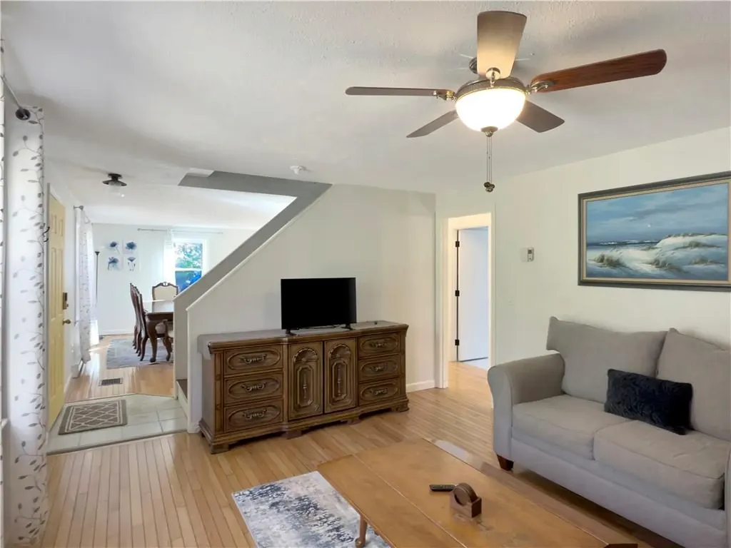 89 Narrow Lane Charlestown RI 02813