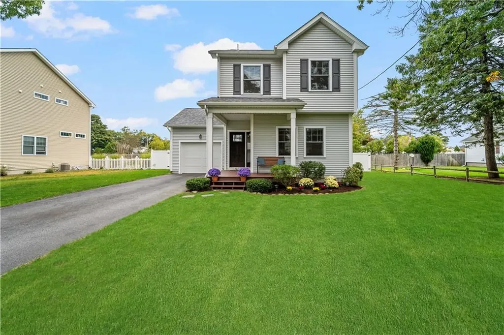 222 Pettaconsett Avenue Warwick RI 02888