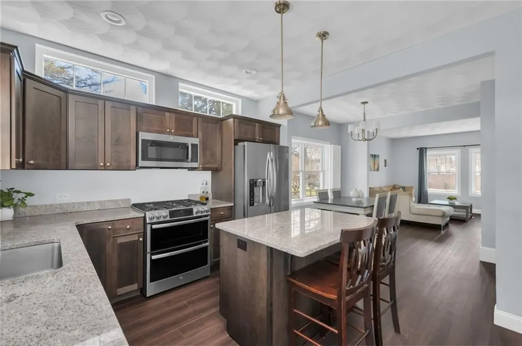 222 Pettaconsett Avenue Warwick RI 02888