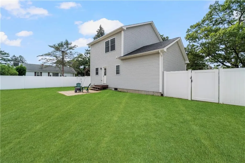 222 Pettaconsett Avenue Warwick RI 02888
