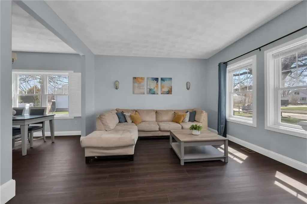 222 Pettaconsett Avenue Warwick RI 02888