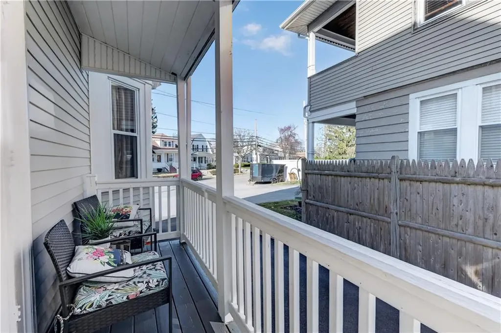 70 Glenwood Avenue Cranston RI 02910