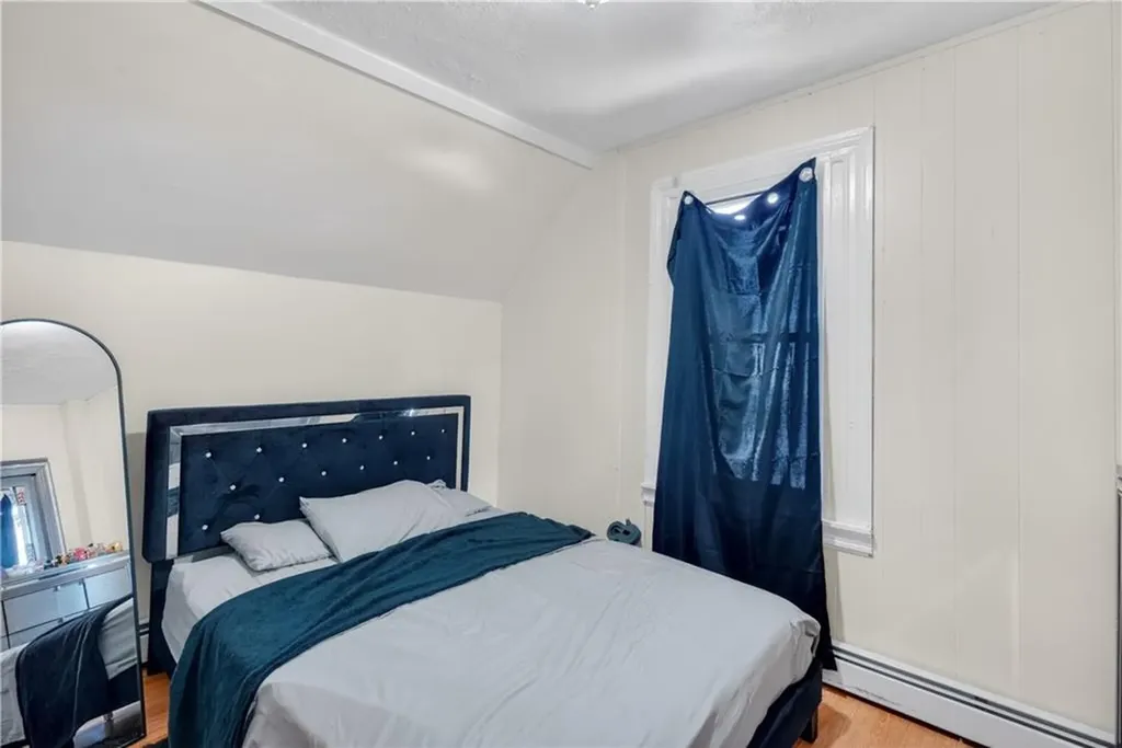 70 Glenwood Avenue Cranston RI 02910