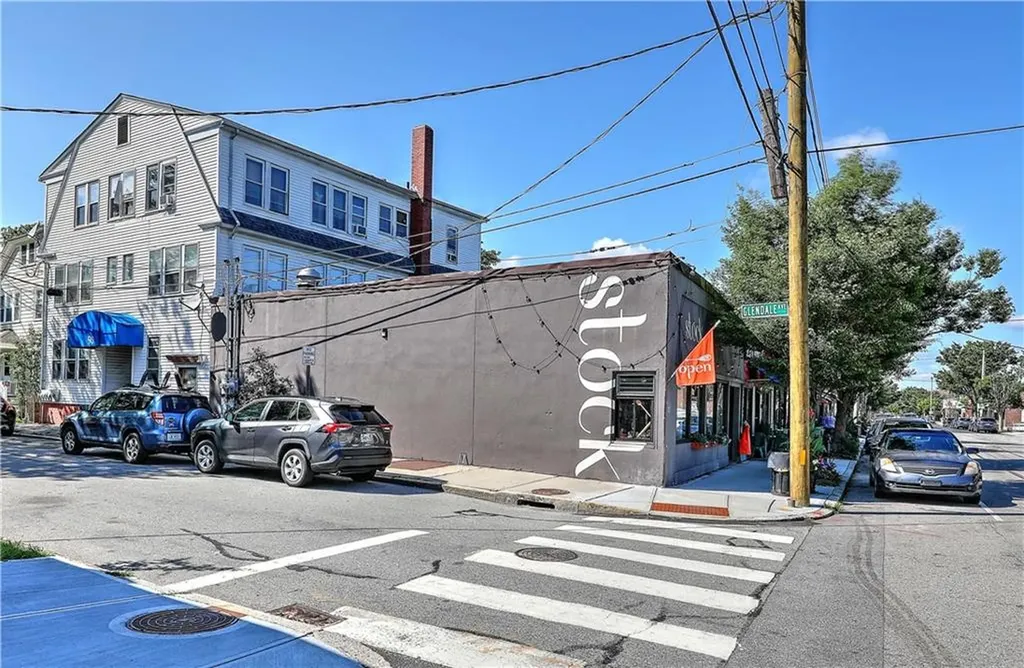 756 758 Hope Street Providence RI 02906