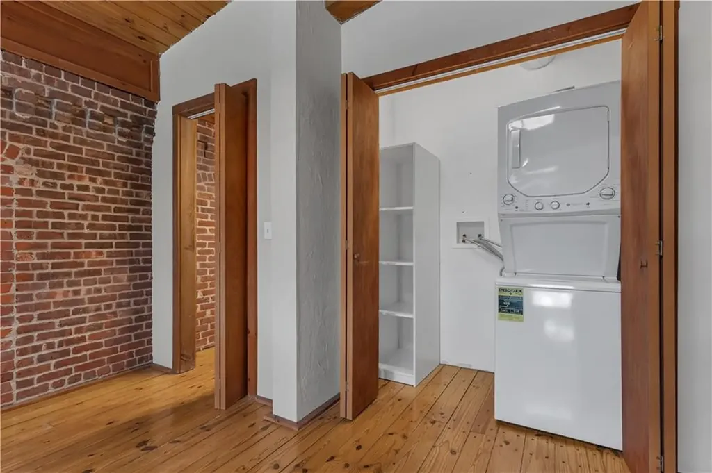 407 Pine Street Providence RI 02903