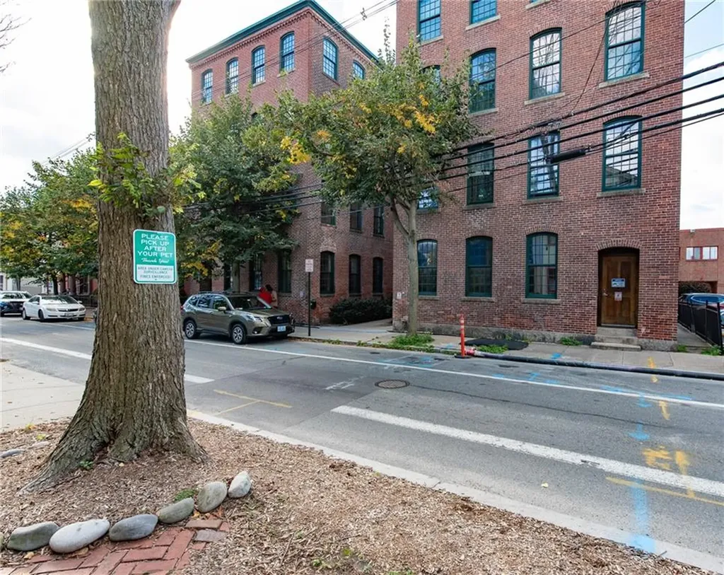 407 Pine Street Providence RI 02903