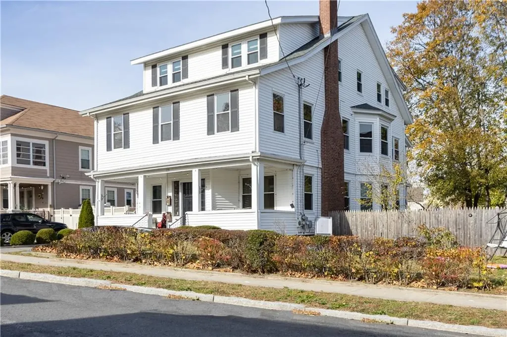 131 Washington Avenue Providence RI 02905