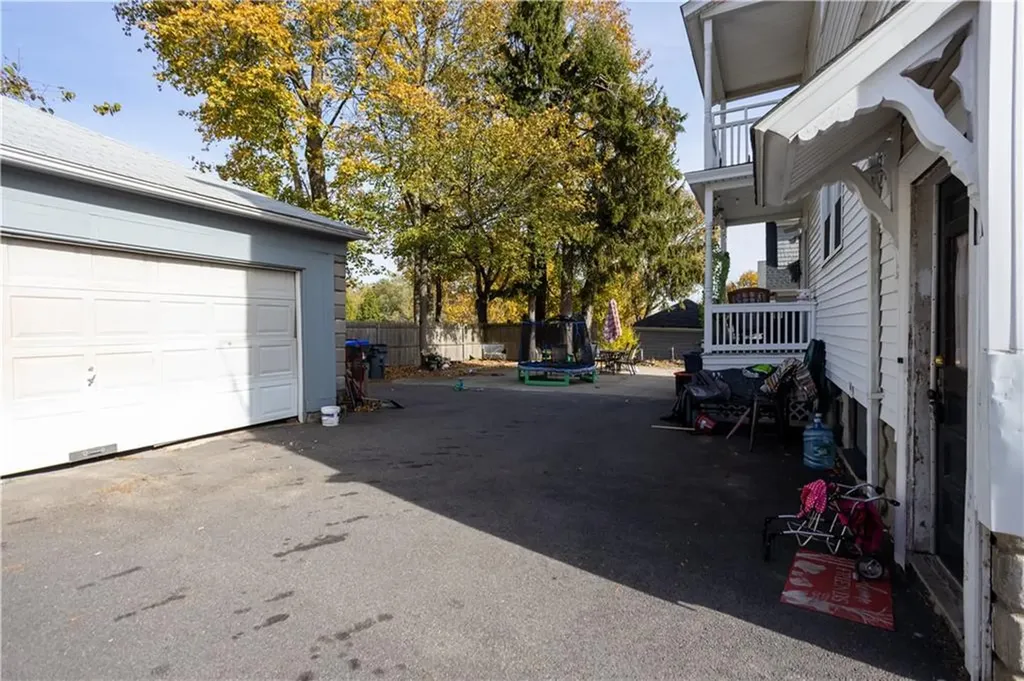 131 Washington Avenue Providence RI 02905