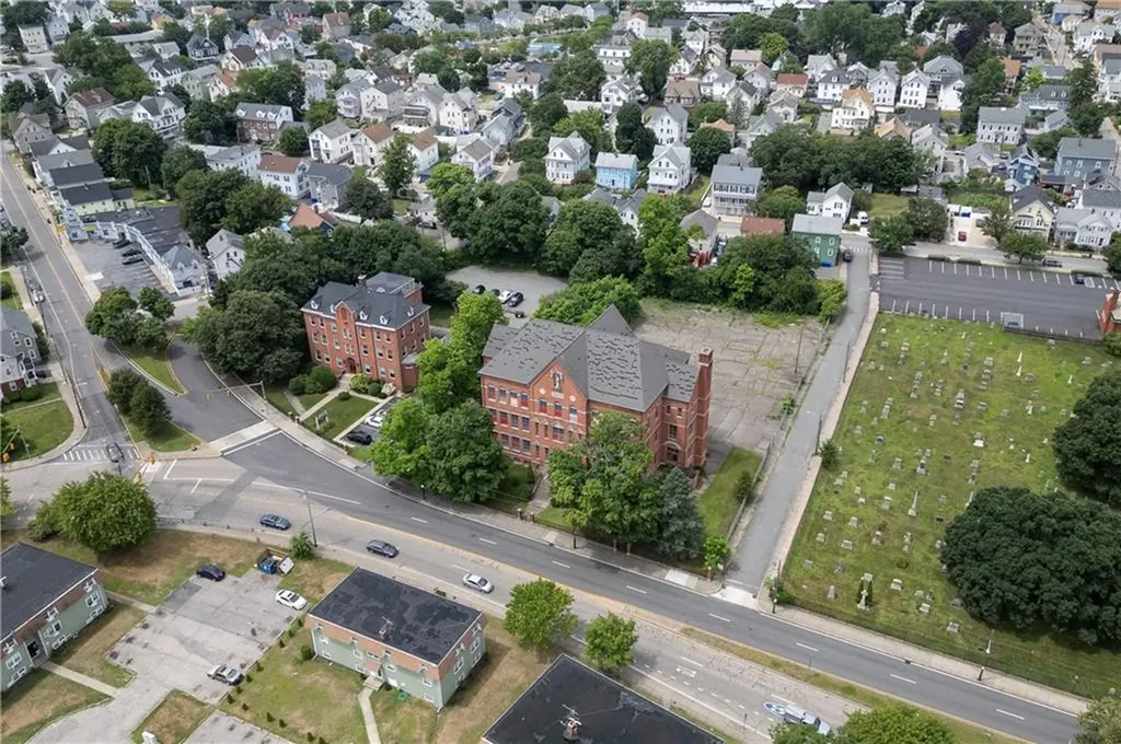 163 George Street Pawtucket RI 02860