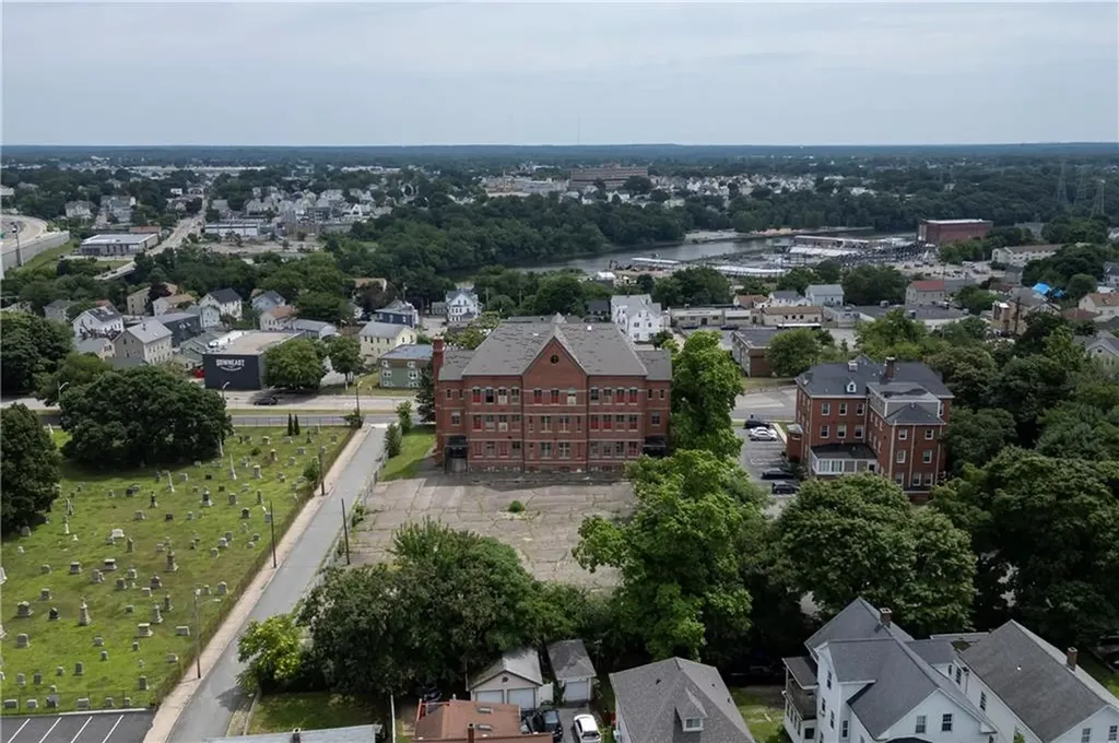 163 George Street Pawtucket RI 02860