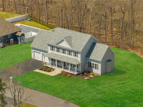 4 Kelsey Eden Way Cumberland RI 02864