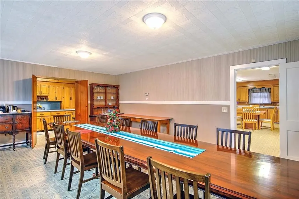 159 Earle Street Woonsocket RI 02895