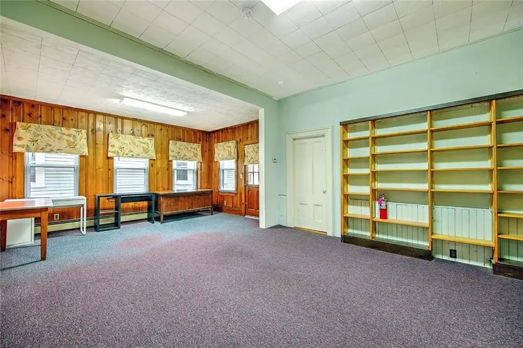 159 Earle Street Woonsocket RI 02895