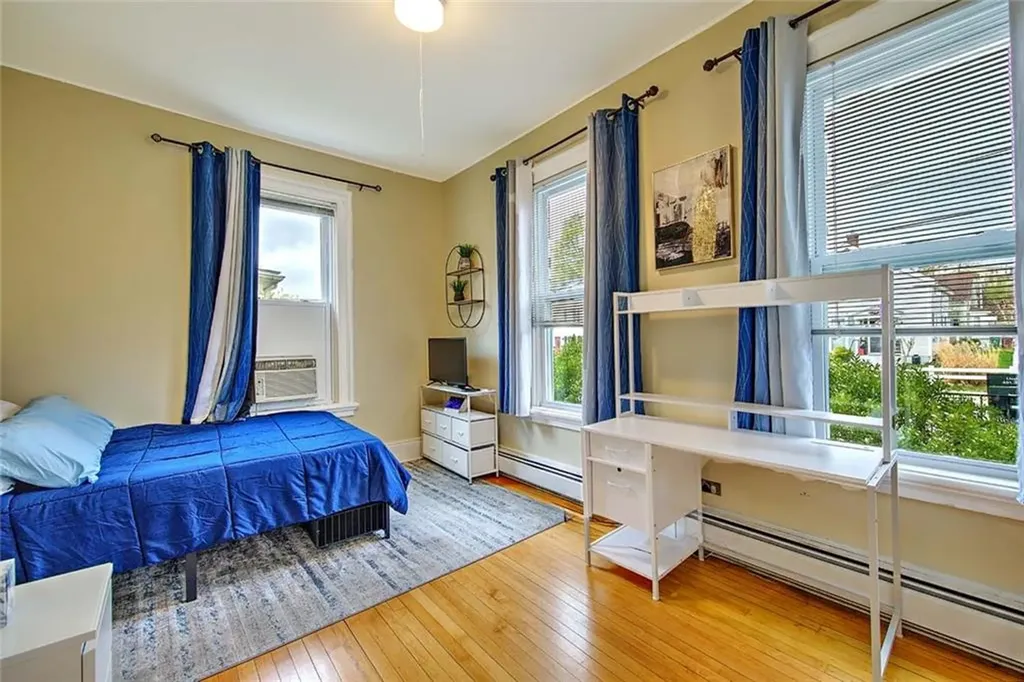 159 Earle Street Woonsocket RI 02895