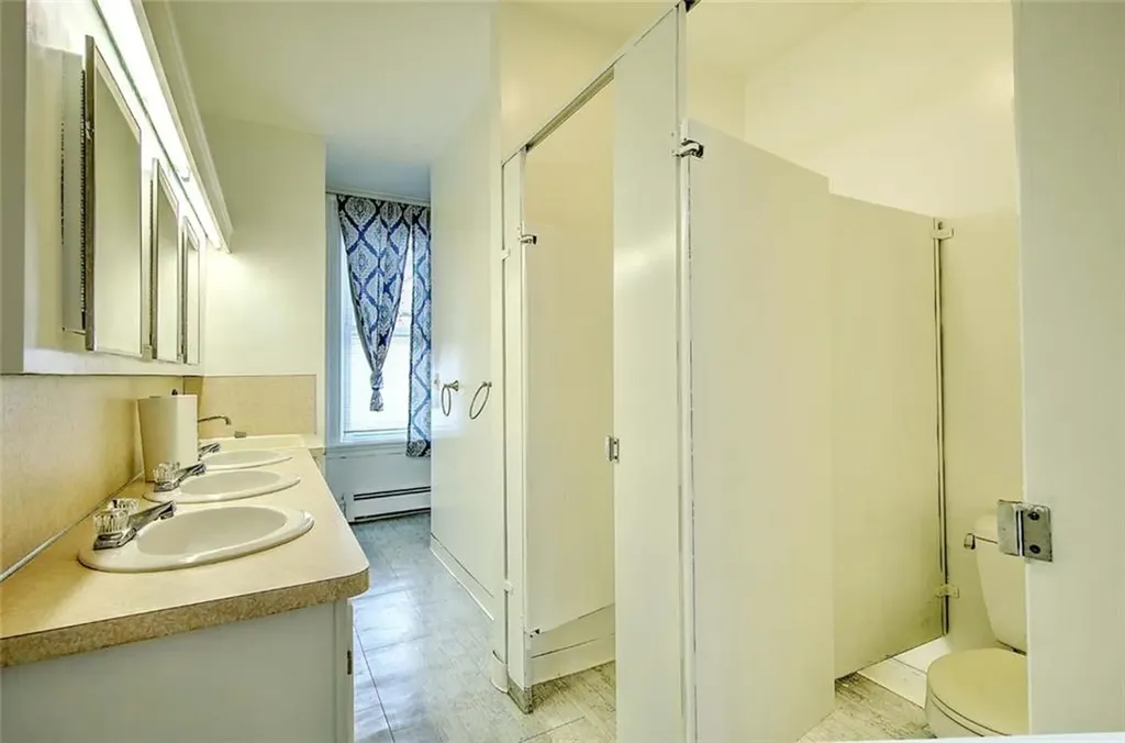 159 Earle Street Woonsocket RI 02895