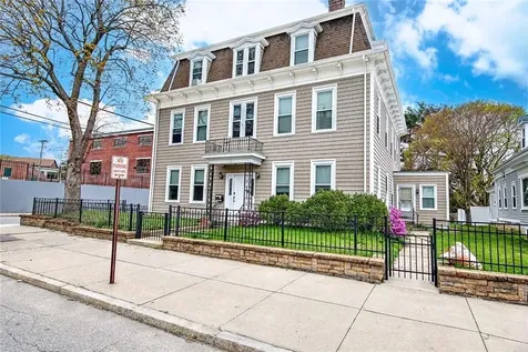 159 Earle Street Woonsocket RI 02895