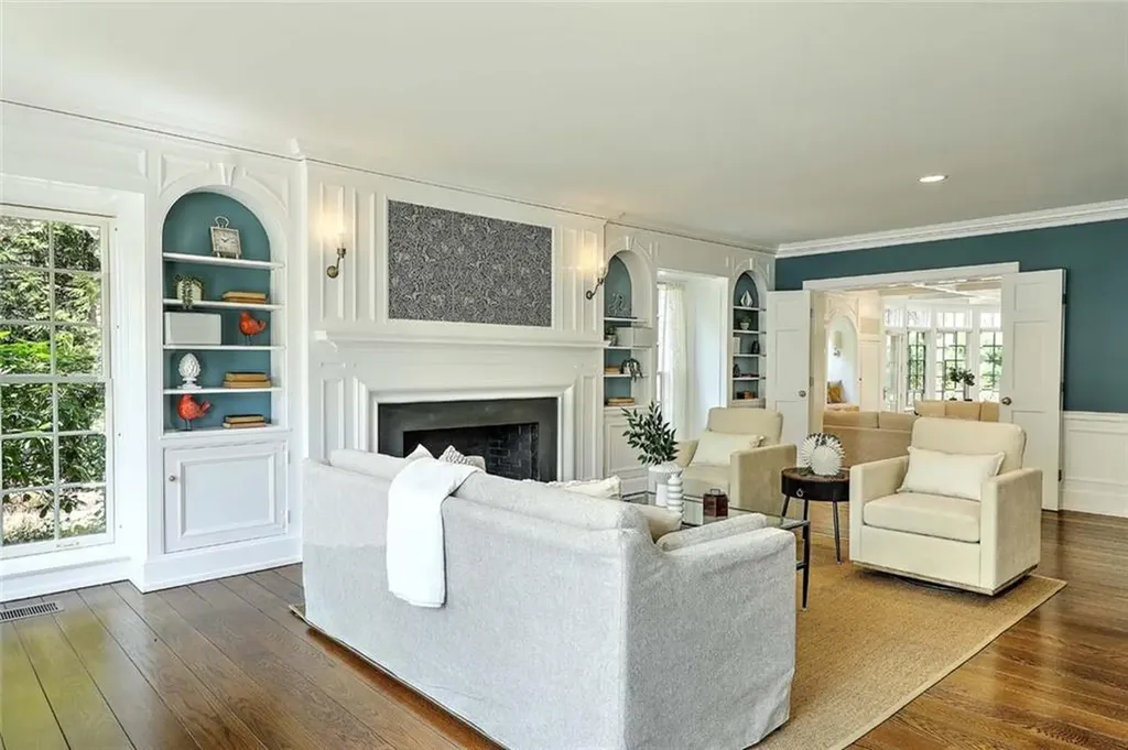 750 Elmgrove Avenue Providence RI 02906