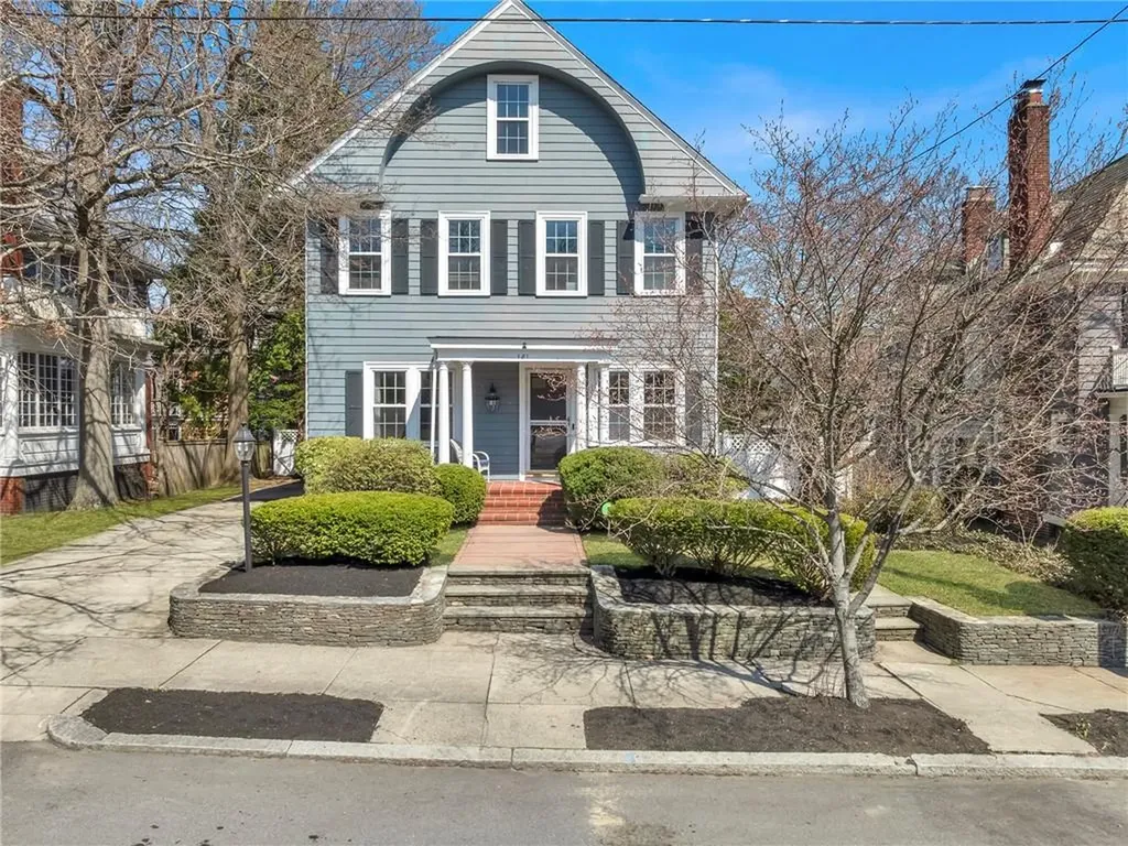 181 Arlington Avenue Providence RI 02906