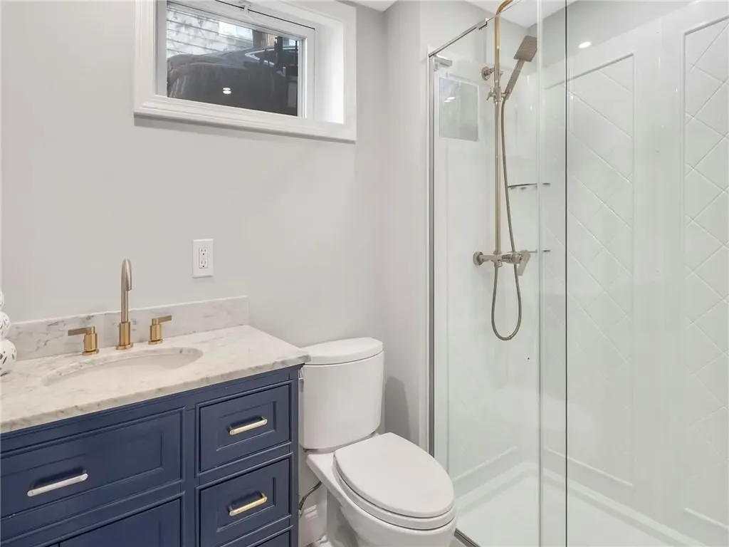 181 Arlington Avenue Providence RI 02906