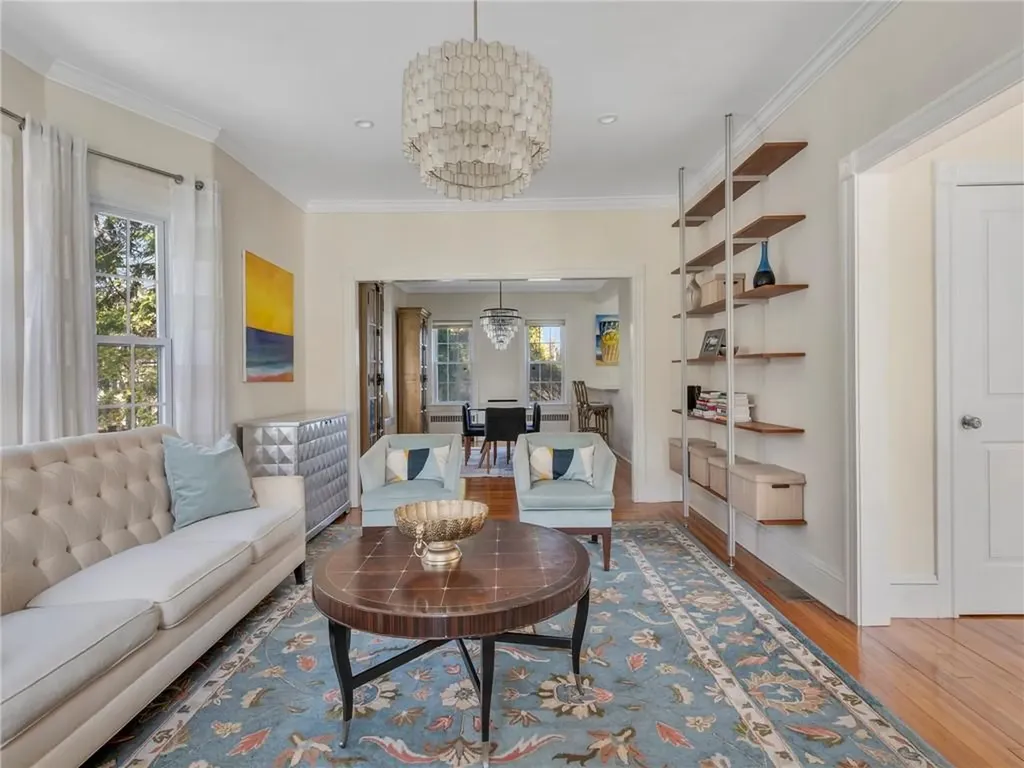 181 Arlington Avenue Providence RI 02906