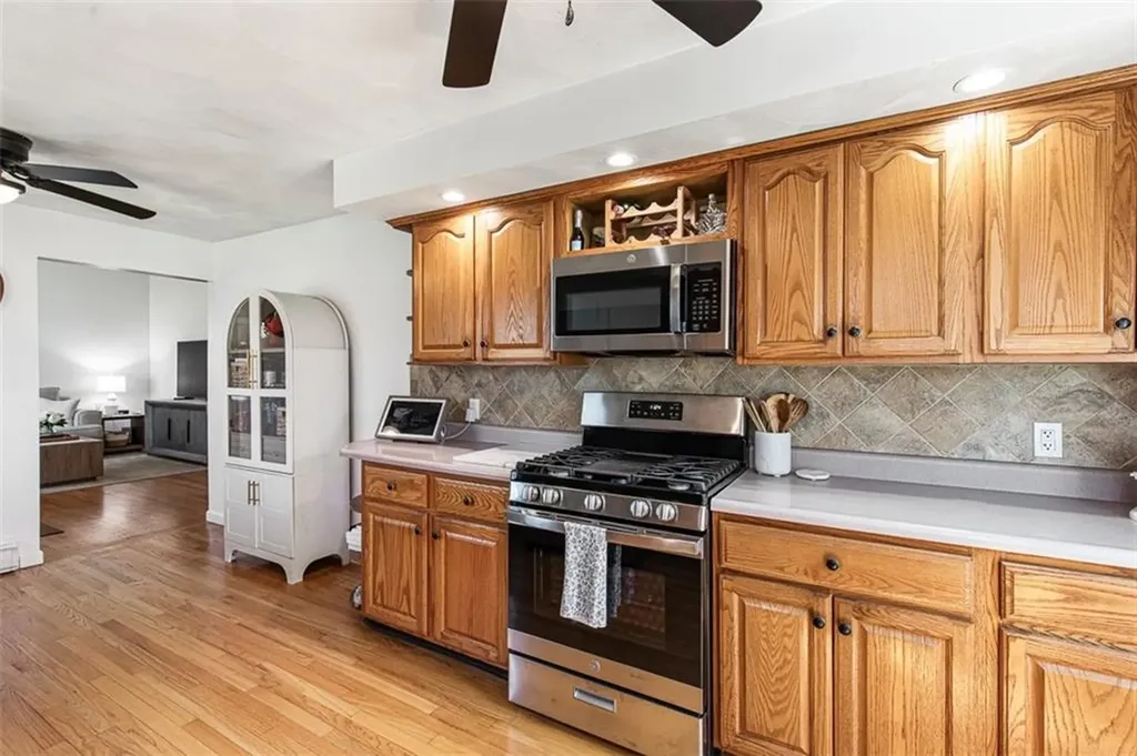 26 Manning Drive East Providence RI 02915