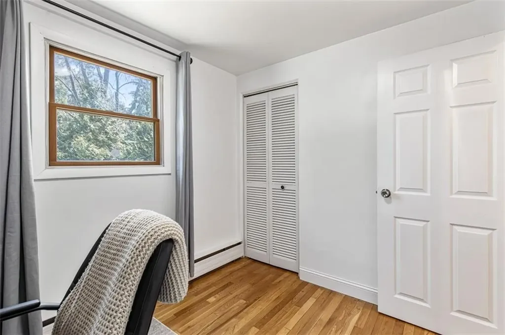 26 Manning Drive East Providence RI 02915