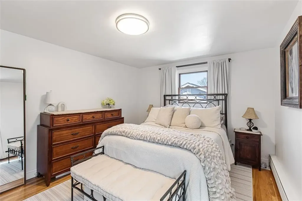 26 Manning Drive East Providence RI 02915