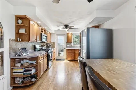 26 Manning Drive East Providence RI 02915