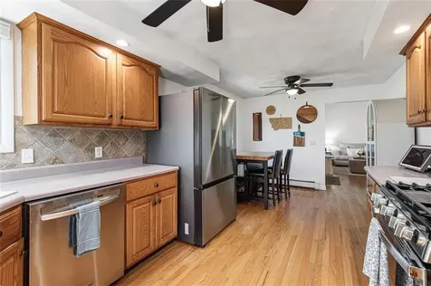 26 Manning Drive East Providence RI 02915